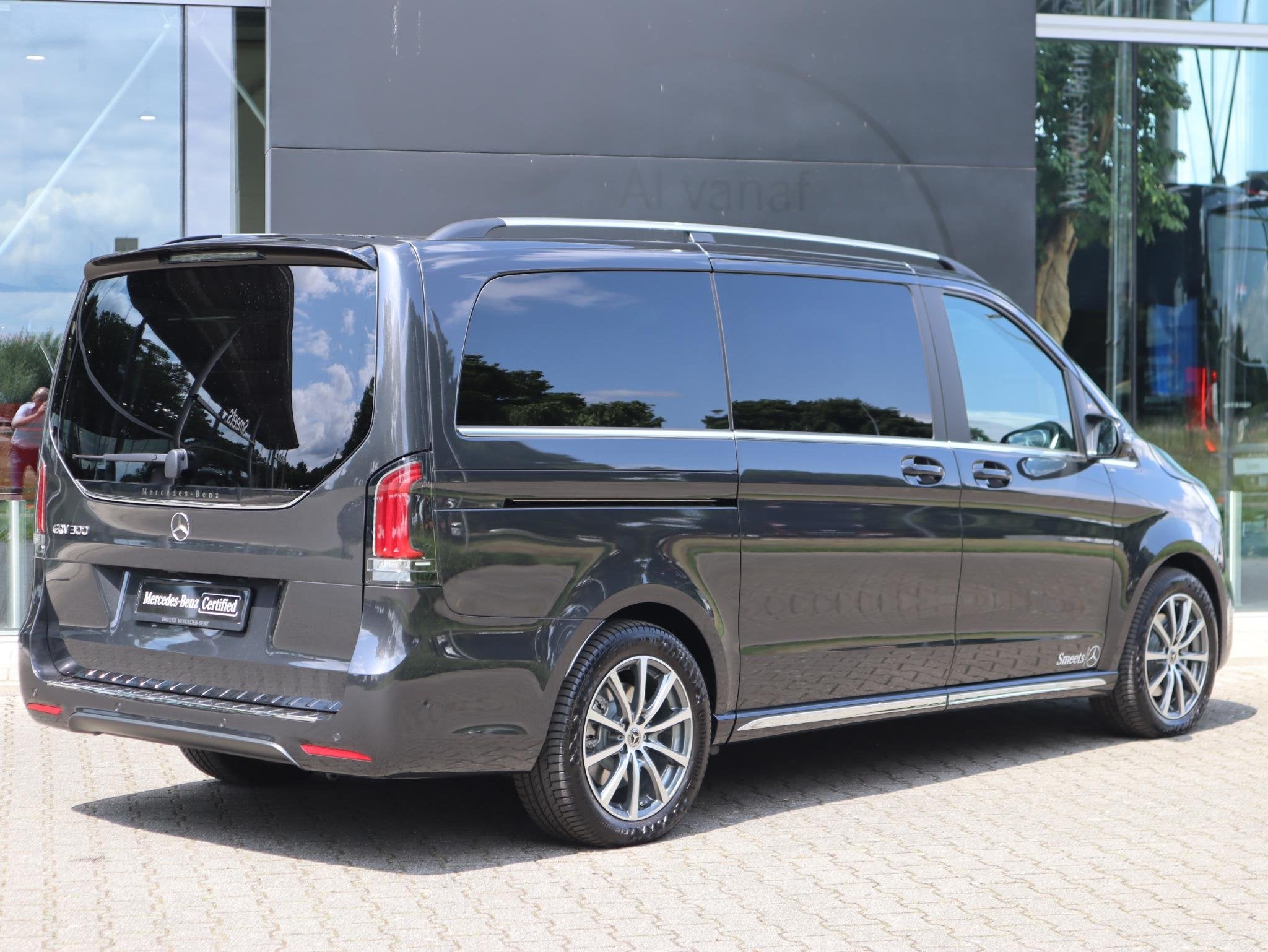Mercedes-Benz EQV 300 L2 AVANT. 8 pers. (365km WLTP), Auto's, Stof, 365 km, Automatische klimaatregeling, 90 kWh