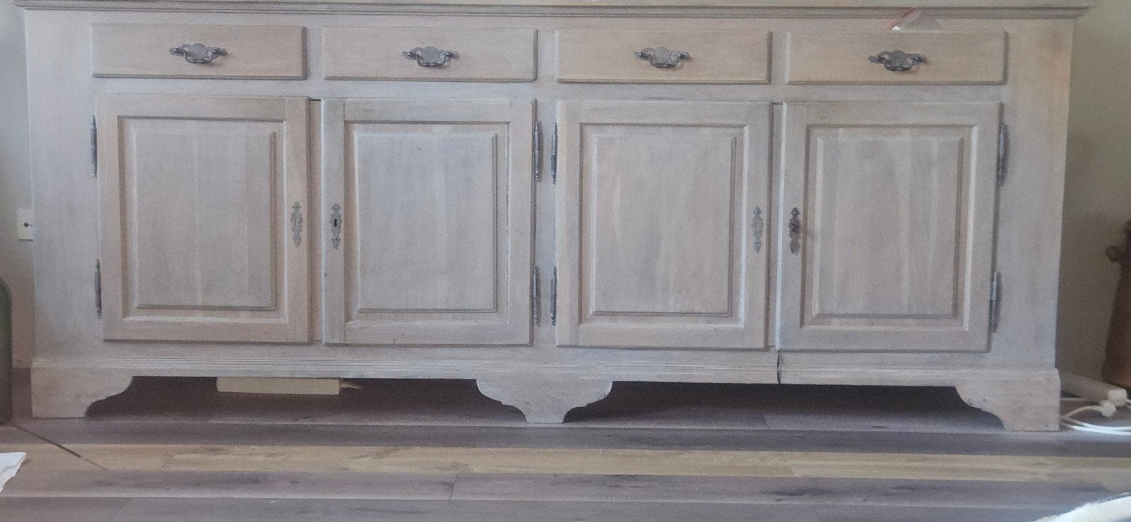 Stijlvol dressoir met 4 deuren en 4 lades, Antiek en Kunst, Ophalen of Verzenden