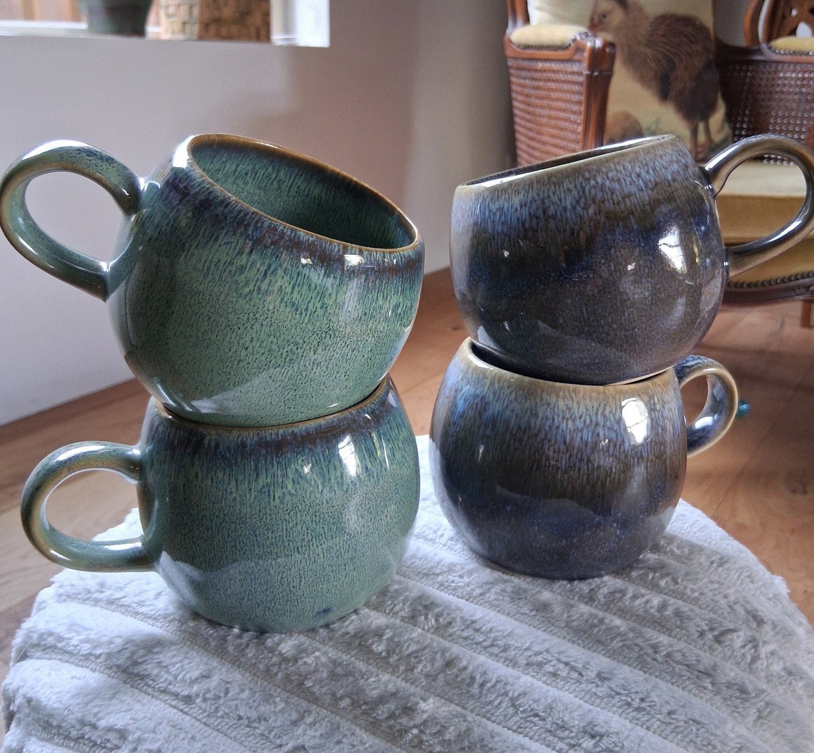 Dille & Kamille bekkers mokken.
9 cm hoog., Ophalen of Verzenden, Nieuw, Aardewerk