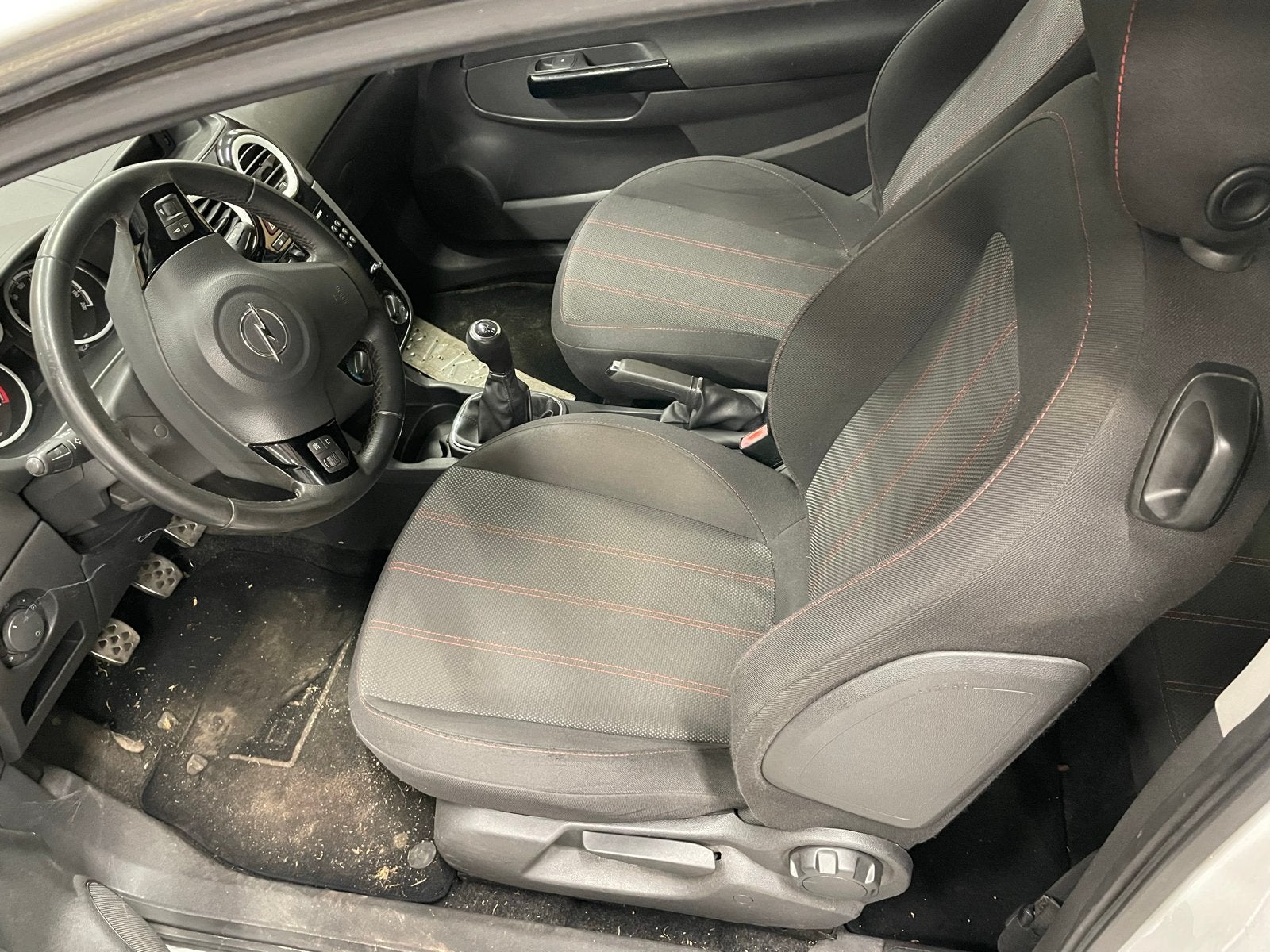 Bestuurdersstoel / passagiersstoel Opel Corsa D 3-deurs 2010, Ophalen, Gebruikt, Opel