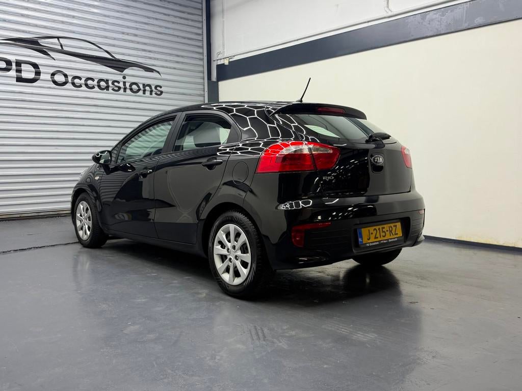 Kia Rio 1.2 CVVT ComfortLine - Airco - 5drs, Voorwielaandrijving, 1027 kg, 4 cilinders, Zwart