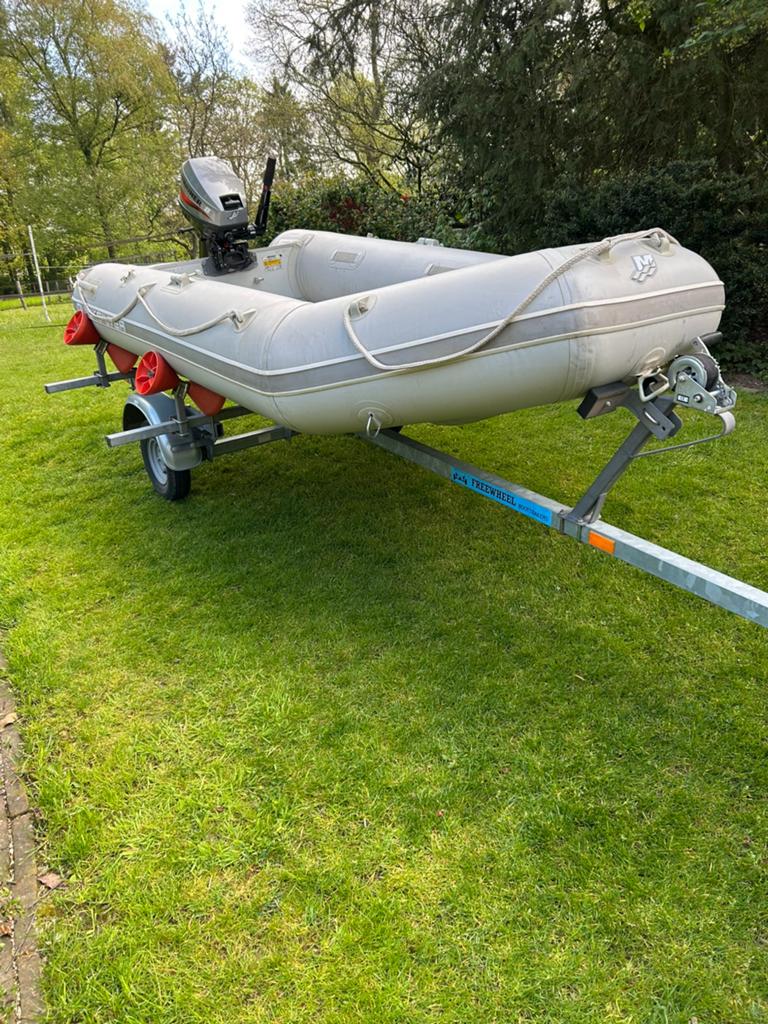 Quicksilver rubberboot met buitenboordmotor 8 pk, Watersport en Boten, Rubberboten, Gebruikt, Quicksilver, Hout, Brandstoftank