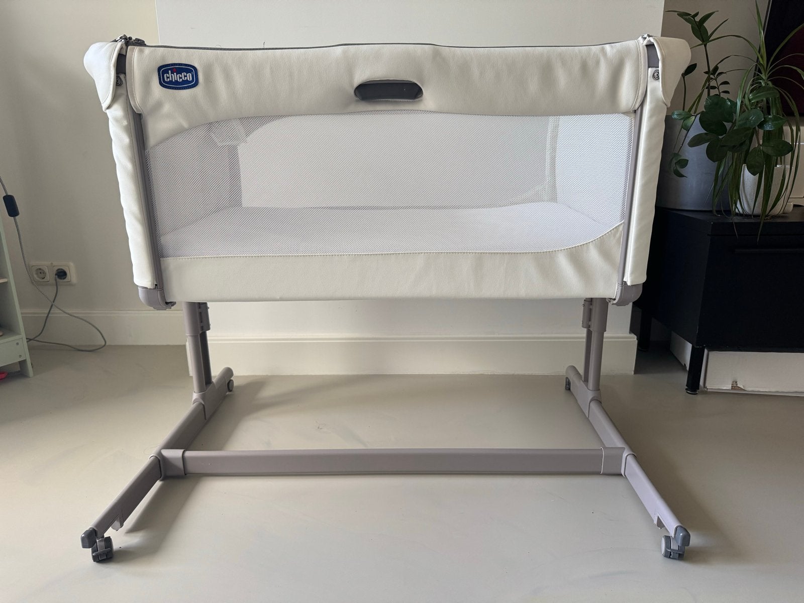 Chicco Next2Me Co-sleeper met Reflux Stand en Wiegfunctie, Ophalen, Zo goed als nieuw, Minder dan 140 cm, Minder dan 70 cm