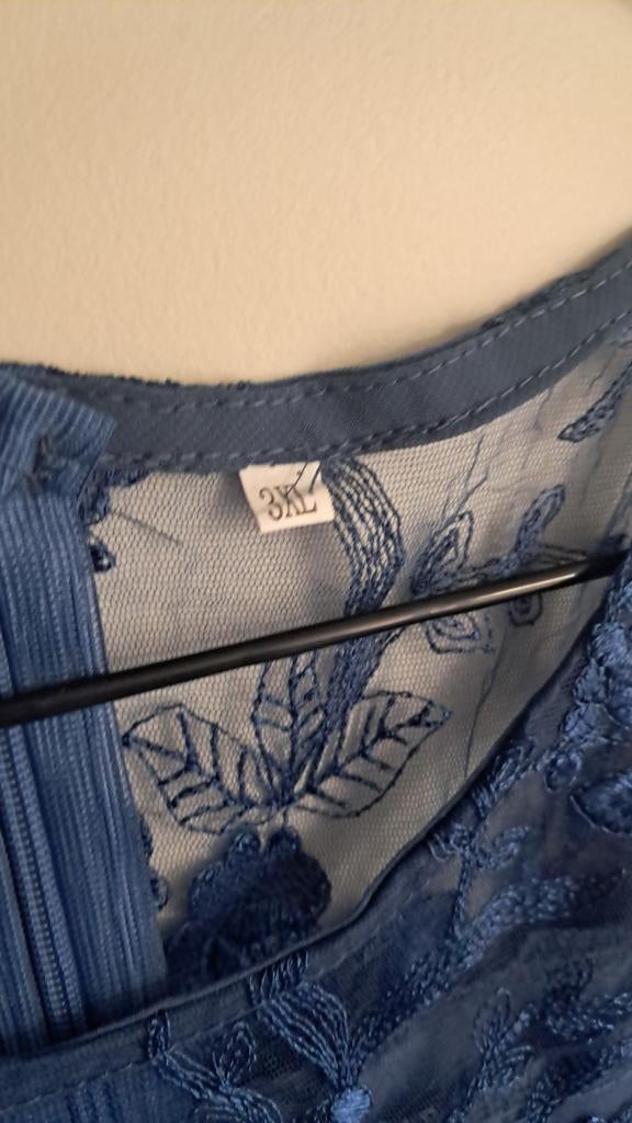 Elegante blauwe en groene avondjurk met kant, maat 3XL, Kleding | Dames, Jurken, Blauw, Maat 46/48 (XL) of groter, Ophalen of Verzenden