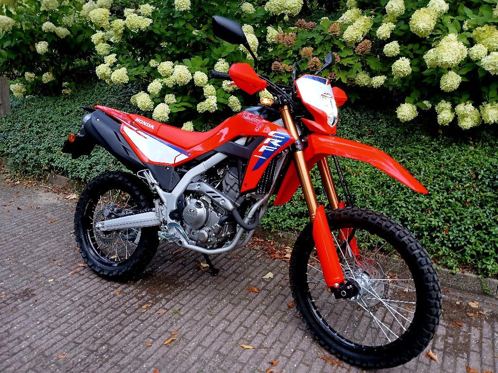 Honda CRF 300L 4 wk jong NIEUW 600KM!!, Motoren, Motoren | Honda, LED Verlichting, 300 cc, Nieuw, Particulier