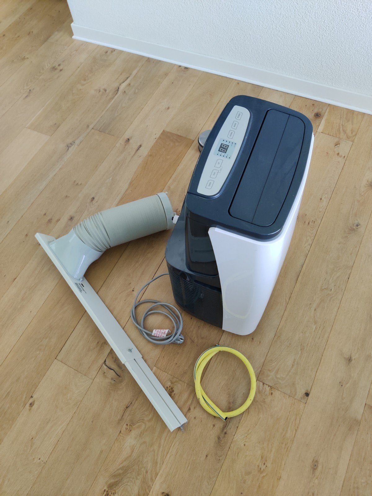 Domair Mobiele Airco - Koelen, Ontvochtigen, Ventileren, Ophalen, Minder dan 60 m³, Timer, 3 snelheden of meer