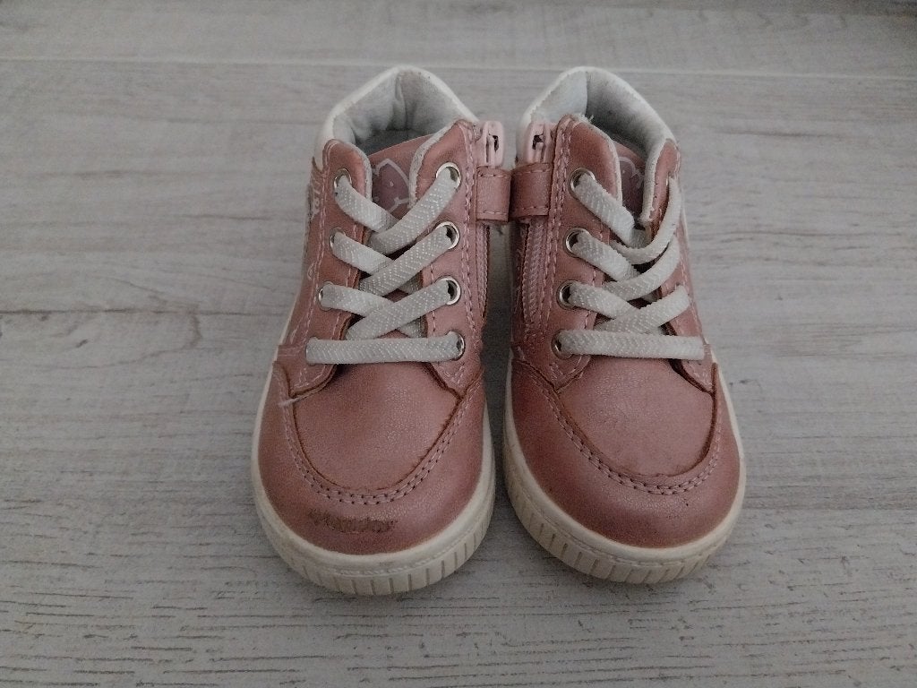 Bumba halfhoge meisjes schoenen maat 20, Gebruikt, Meisje, Schoenen, Ophalen of Verzenden