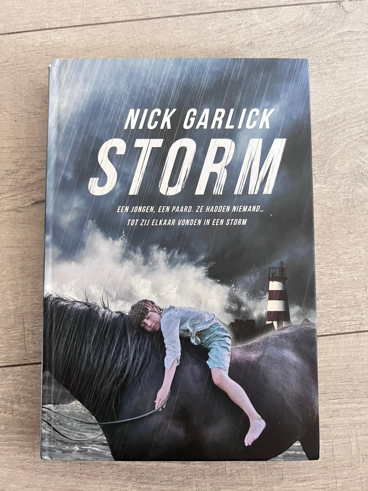 Nick Garlick - Storm, Gelezen, Ophalen of Verzenden, Nick Garlick