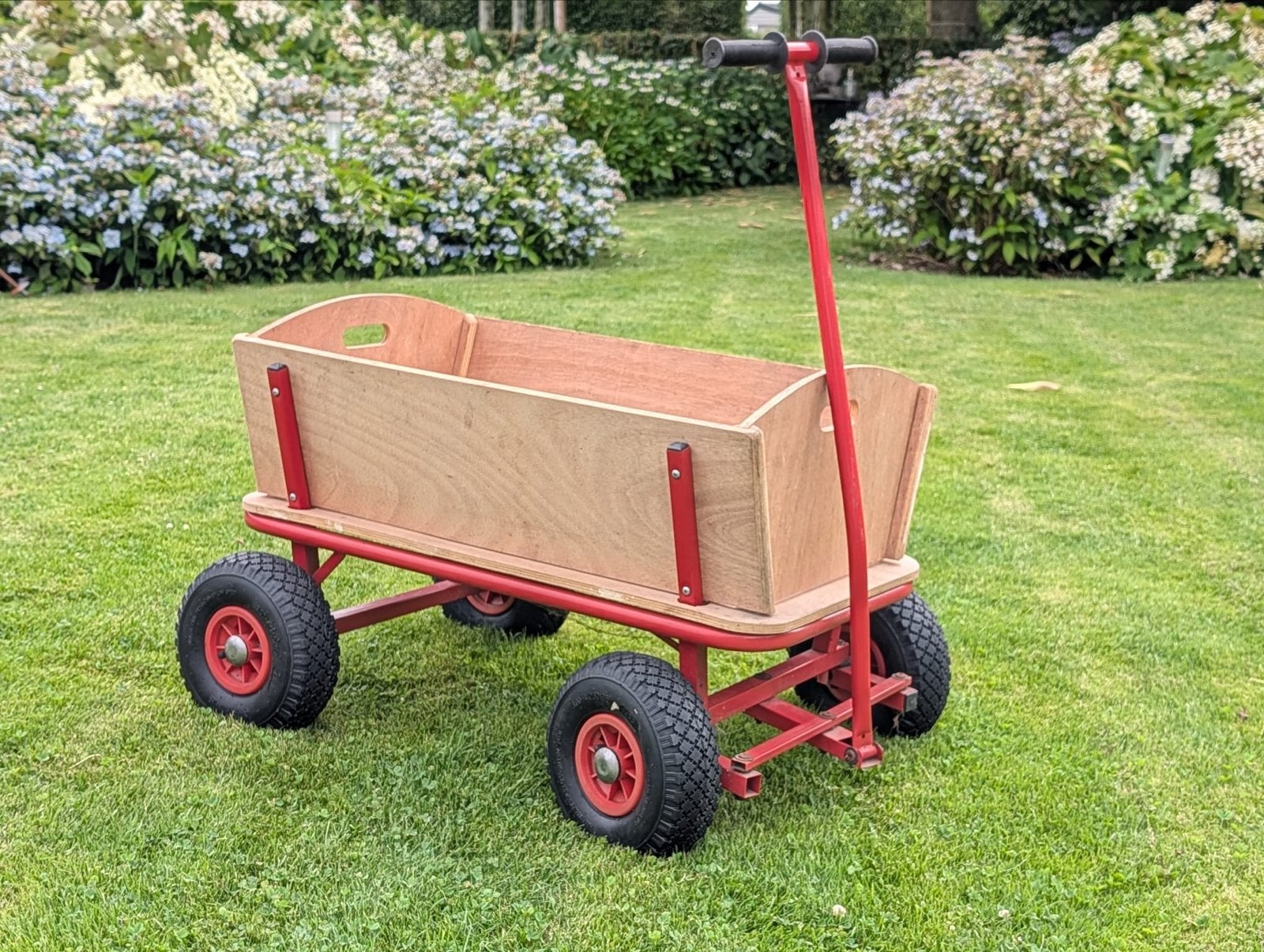 Stevige bolderkar met houten bak, Ophalen, Gebruikt