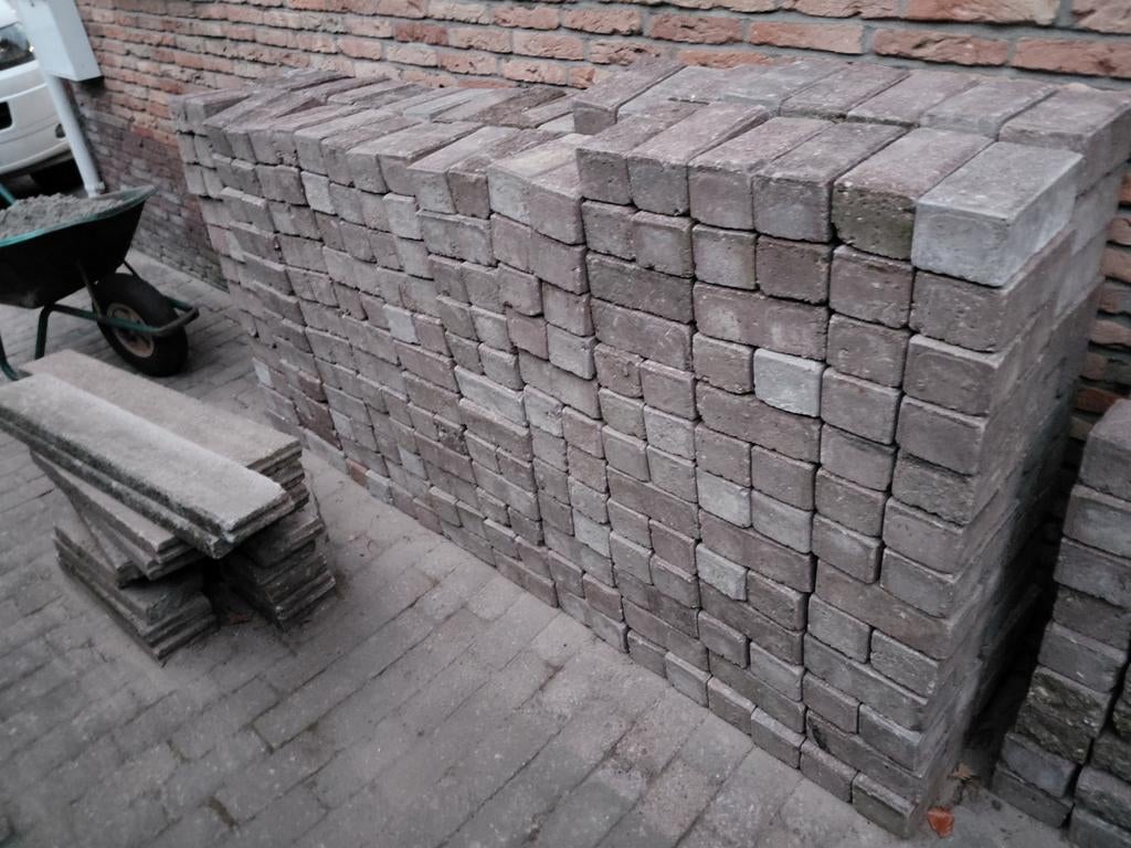 Gratis af te halen klinkers, Tuin en Terras, Ophalen, Beton, Klinkers