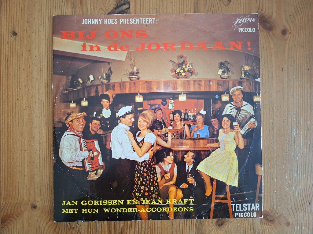 Johnny Hoes Presenteert – Bij Ons In De Jordaan !, LP, Gebruikt, Ophalen of Verzenden, Levenslied of Smartlap