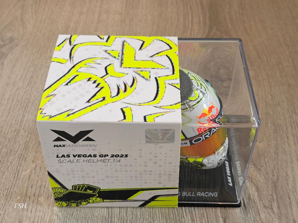 SALE: Helm 1:4 Max Verstappen # 1, Las Vegas 2023. TOPHELM, Verzamelen, Ophalen of Verzenden, Zo goed als nieuw, Formule 1