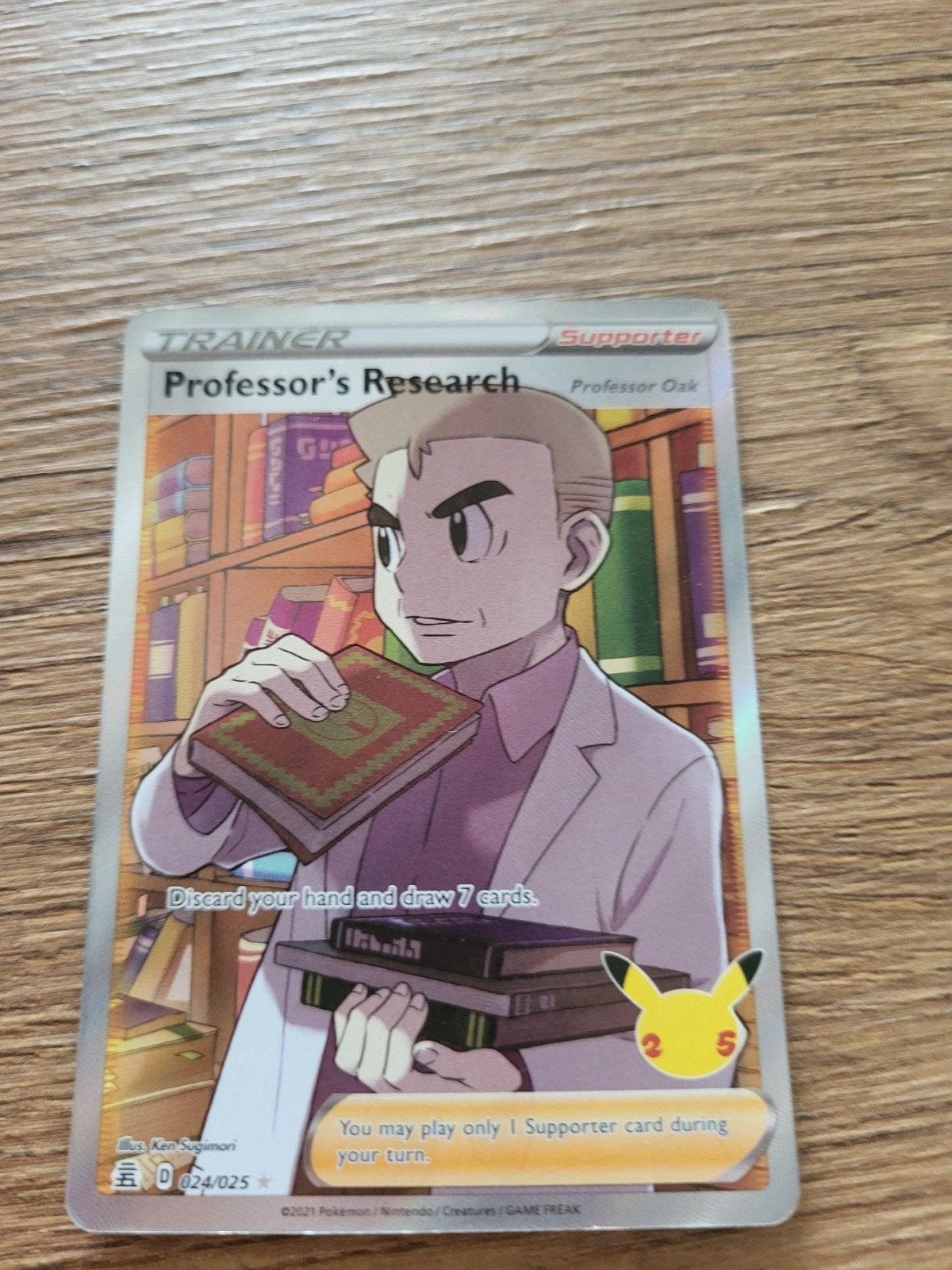 Pokémon Professor's Research (Professor Oak) Celebrations, Hobby en Vrije tijd, Verzamelkaartspellen | Pokémon, Ophalen of Verzenden
