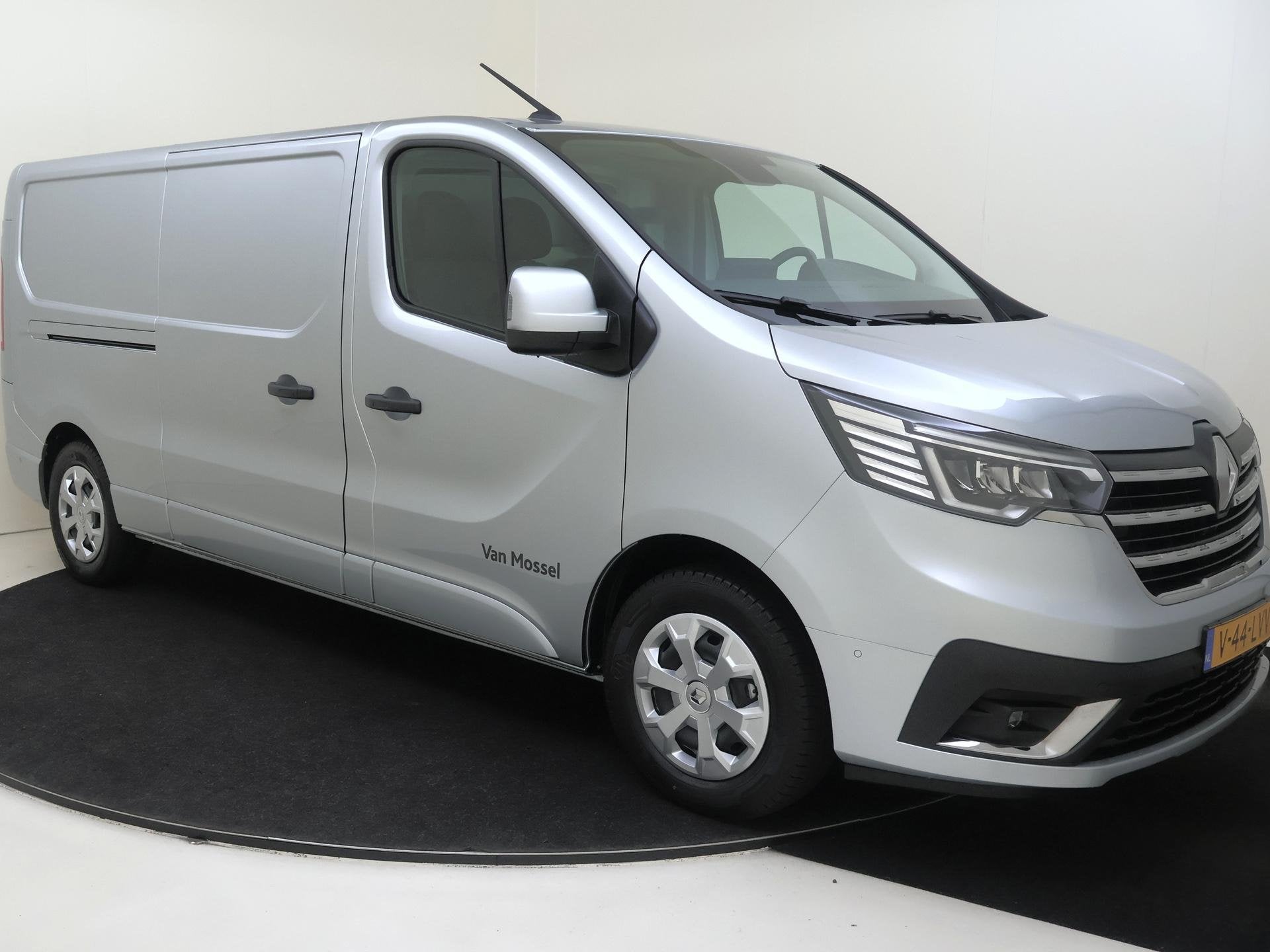 Renault Trafic E-Tech T29 L2H1 comfort 52 kWh | Automaat | N, Auto's, 12 maanden, Stof, Renault, 920 kg
