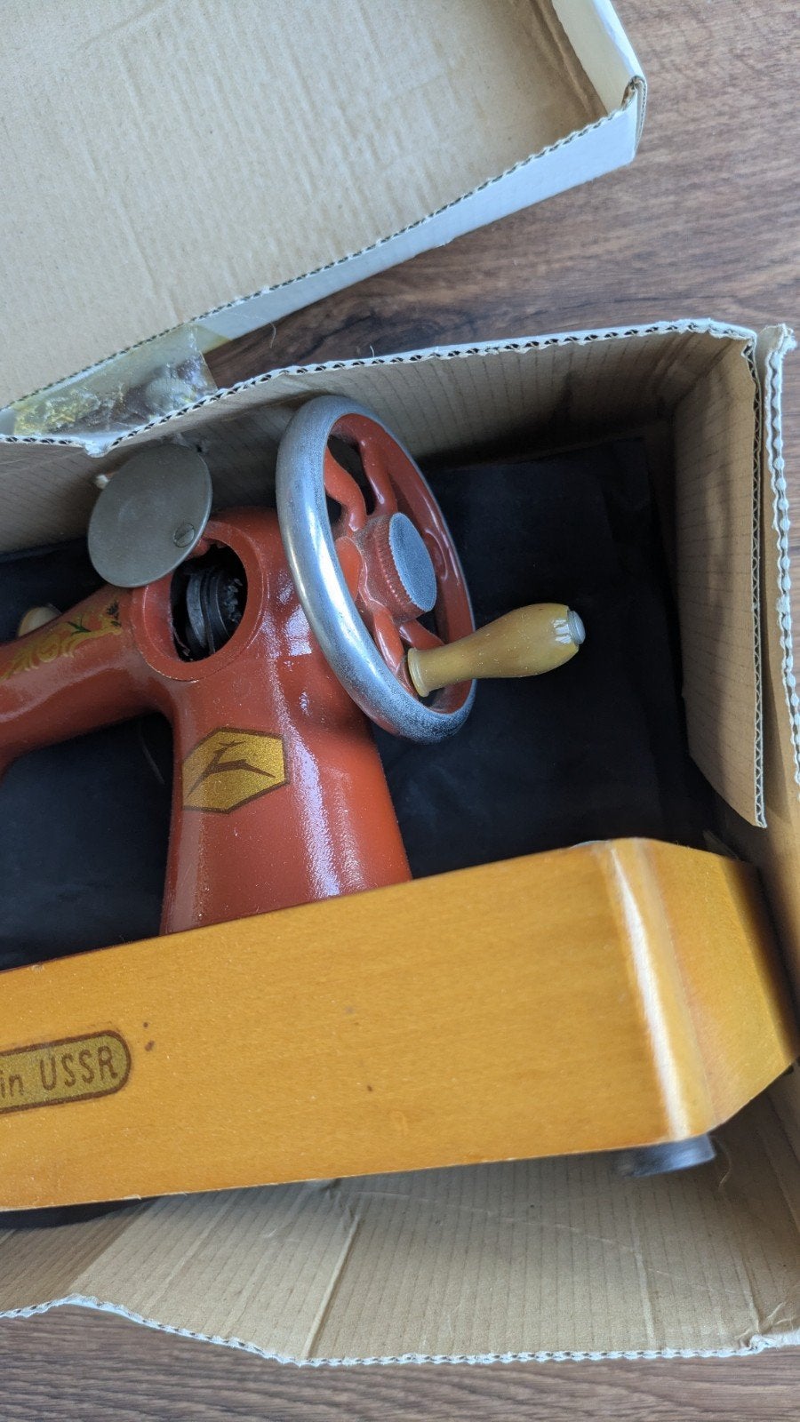 Vintage kinderhandnaaimachine "Made in USSR", Ophalen of Verzenden