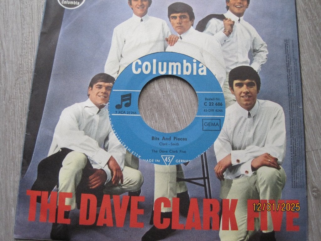 The Dave Clark Five   -   Bits and pieces, Fotohoes, 7 inch, Ophalen of Verzenden, Zo goed als nieuw