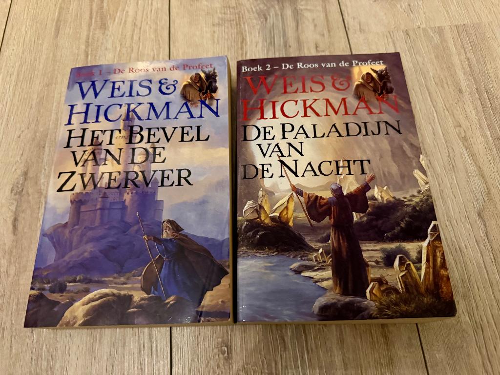 2 fantasy boeken van Weis & Hickman, Ophalen of Verzenden, Gelezen, Weis & Hickman
