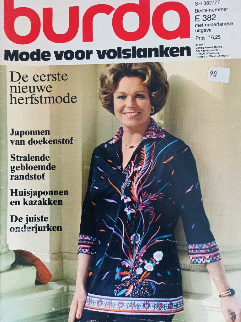 Burda mode voor volslanken vintage patronen 1977, Hobby en Vrije tijd, Kledingpatronen, Ophalen of Verzenden, Zo goed als nieuw