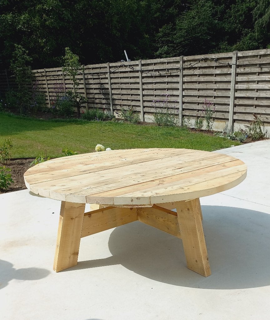 Ronde rechthoekige tuintafels balken sloophout of hardhout., Tuin en Terras, Palen, Balken en Planken, Ophalen, Nieuw, Hardhout