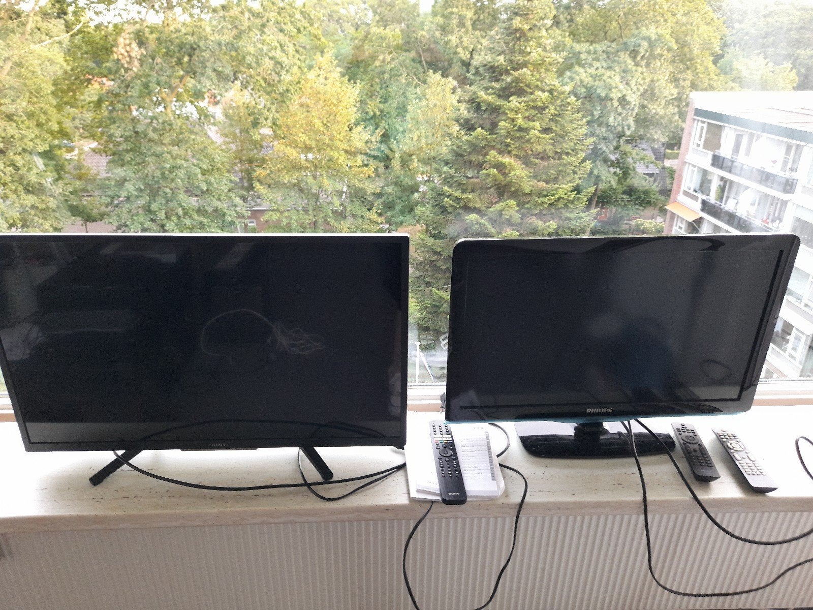 Sony TV + Philips TV t.e.a.b, Ophalen, 100 cm of meer, 50 Hz, Philips