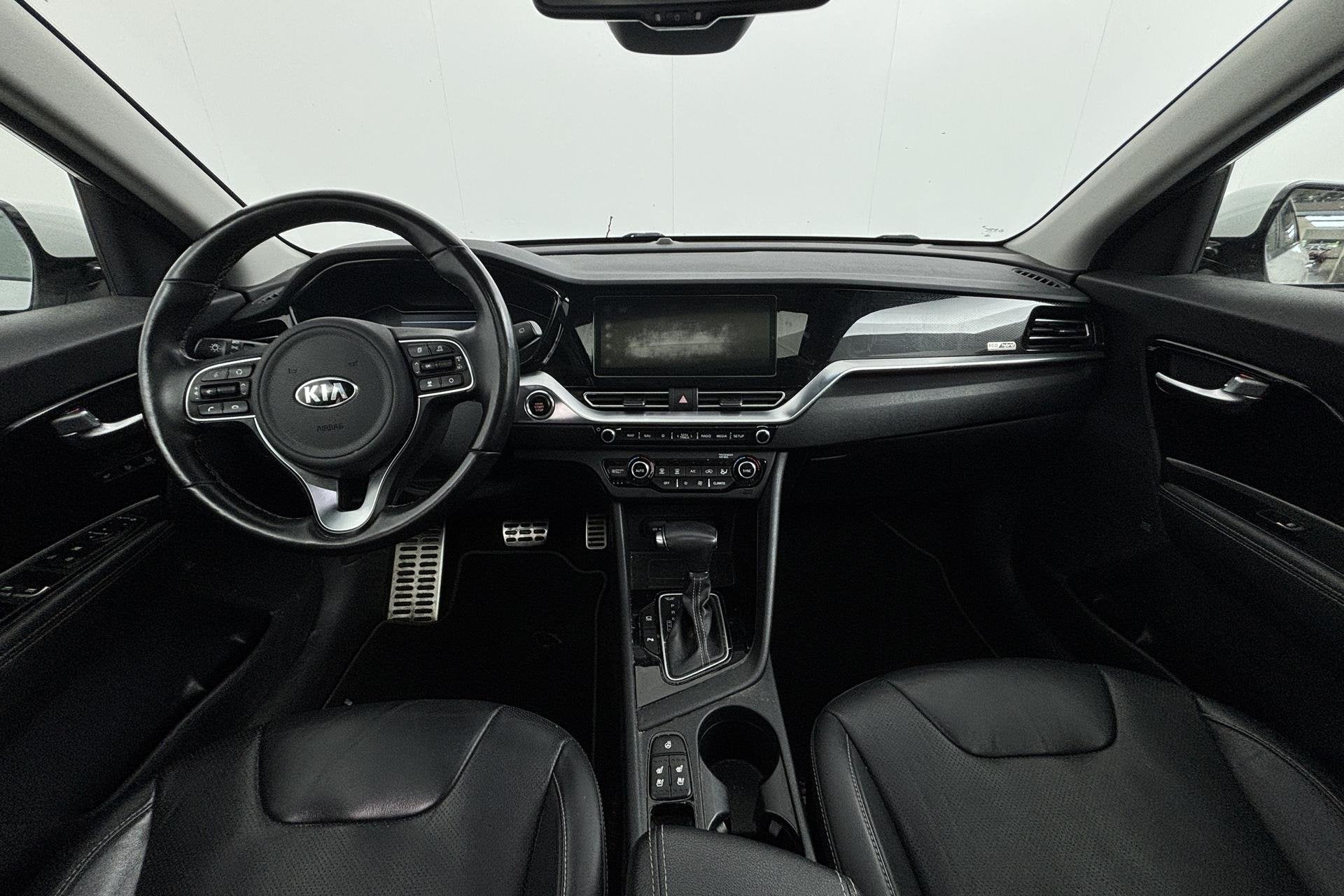 KIA NIRO 1.6 GDi HYBRID EXECUTIVELINE I AUTOMAAT I TREKHAAK, Gebruikt, Lichtsensor, 1390 kg, SUV of Terreinwagen