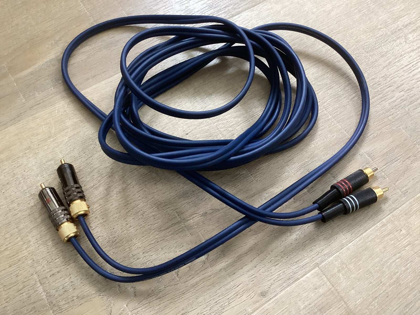 2x 4m Vergulde RCA AV 24 Interlink Kabels, Ophalen of Verzenden, Gebruikt, 2 tot 5 meter, Interlink-kabel