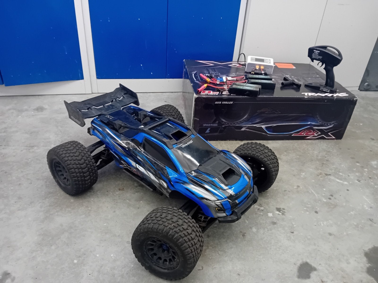 Traxxas X-Maxx XRT 8S RC Monster Truck met extra's, Gebruikt, Auto offroad, RTR (Ready to Run), Schaal 1:8