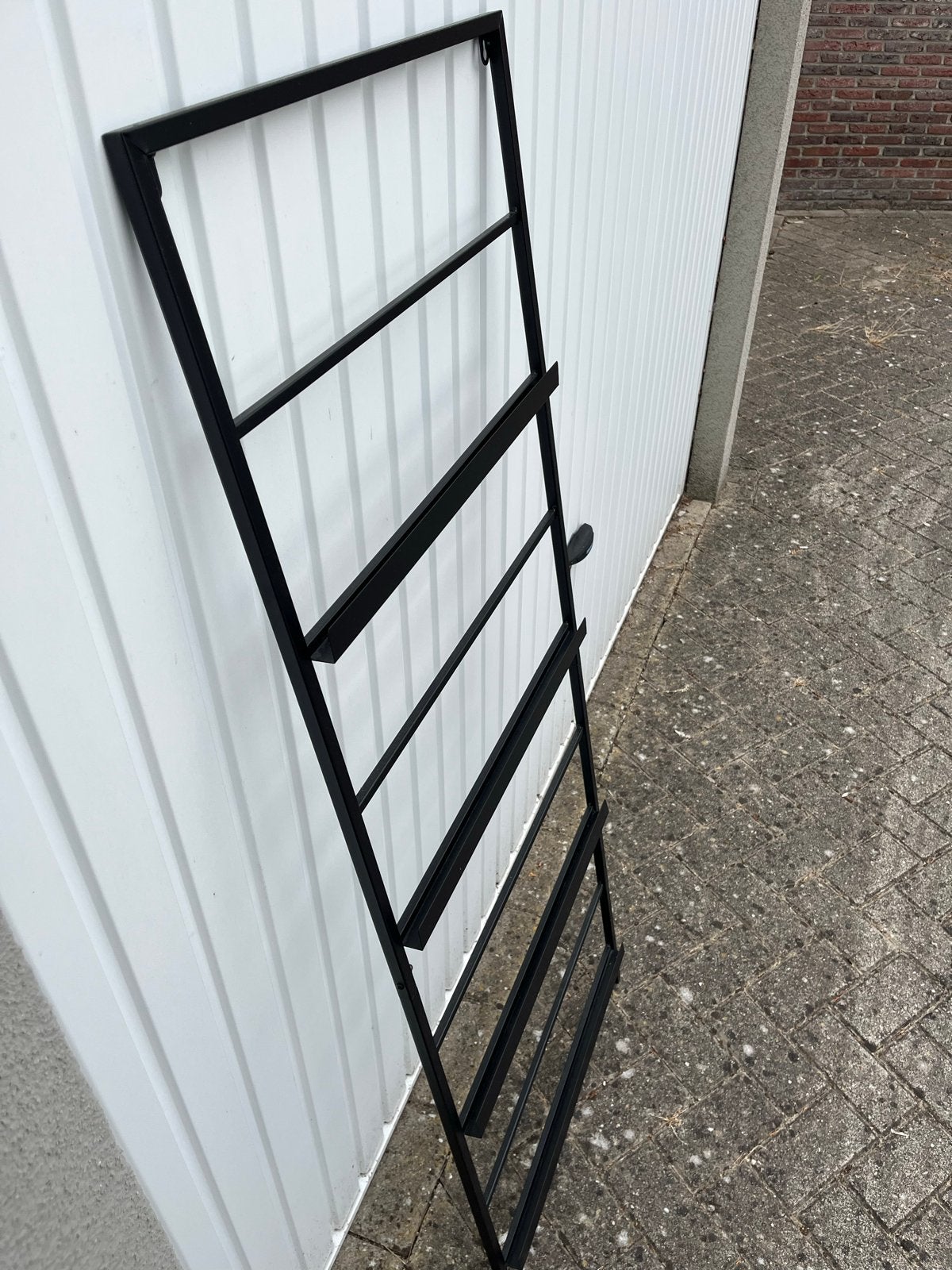 Zwart metalen decoratieve ladder / handdoekenrek, Ophalen, Zo goed als nieuw