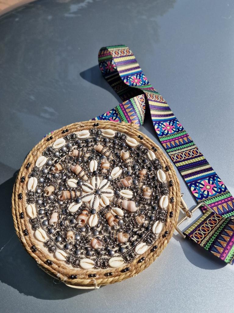 Zara Ibiza Bohemian Crossbody Tasje met Schelpen - Nieuw, Ophalen of Verzenden, Nieuw, Beige, Schoudertasje
