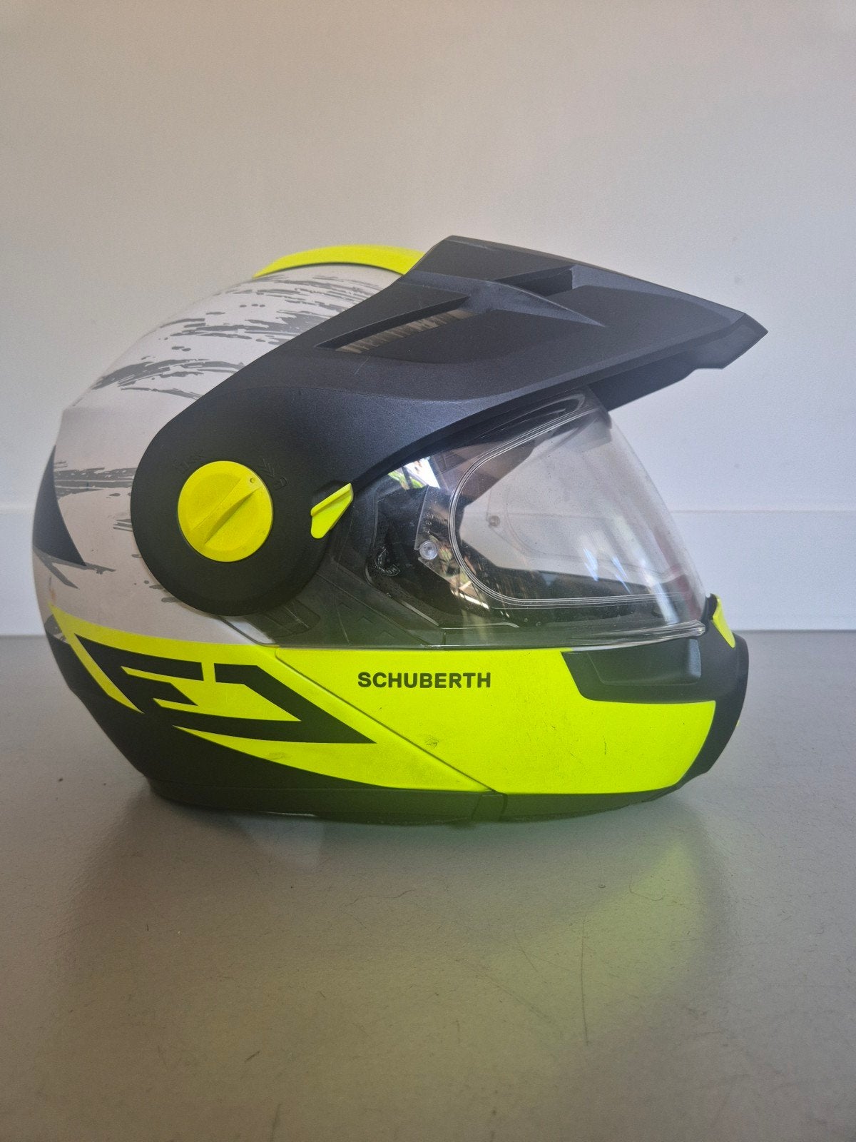 Shuberth E1 maat L + Packtalk Black, Motoren, Overige merken, Systeemhelm, Ophalen of Verzenden, L