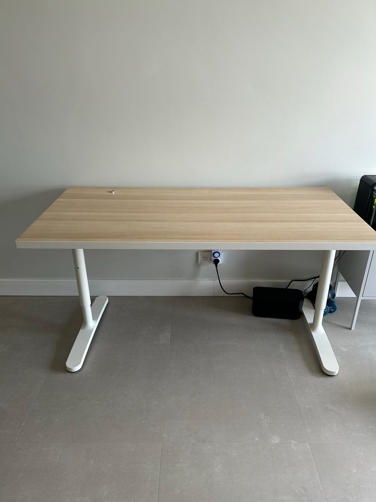 IKEA bureau, Zit-sta bureau, Spaanplaat of MDF, In hoogte verstelbaar, Ophalen of Verzenden