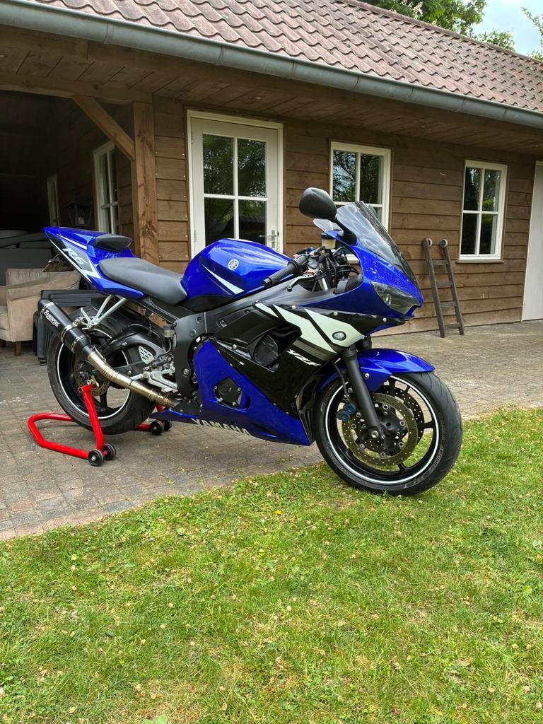 Yamaha YZF-R6 akrapovic uitlaat. recent onderhoud gehad., Motoren, Sportuitlaat, Motorrijbewijs A, Gebruikt, Super Sport