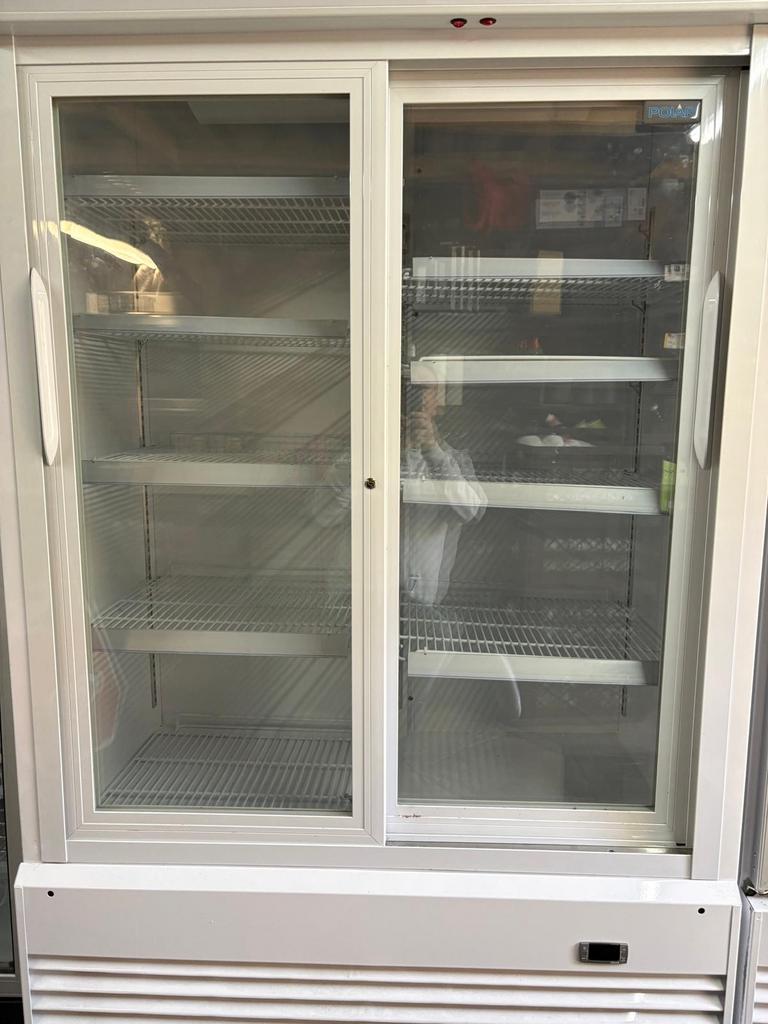 Polar Koelkast met glazen schuifdeuren, Witgoed en Apparatuur, Vriezers en Diepvrieskisten, Ophalen, Zo goed als nieuw, 90 cm of meer