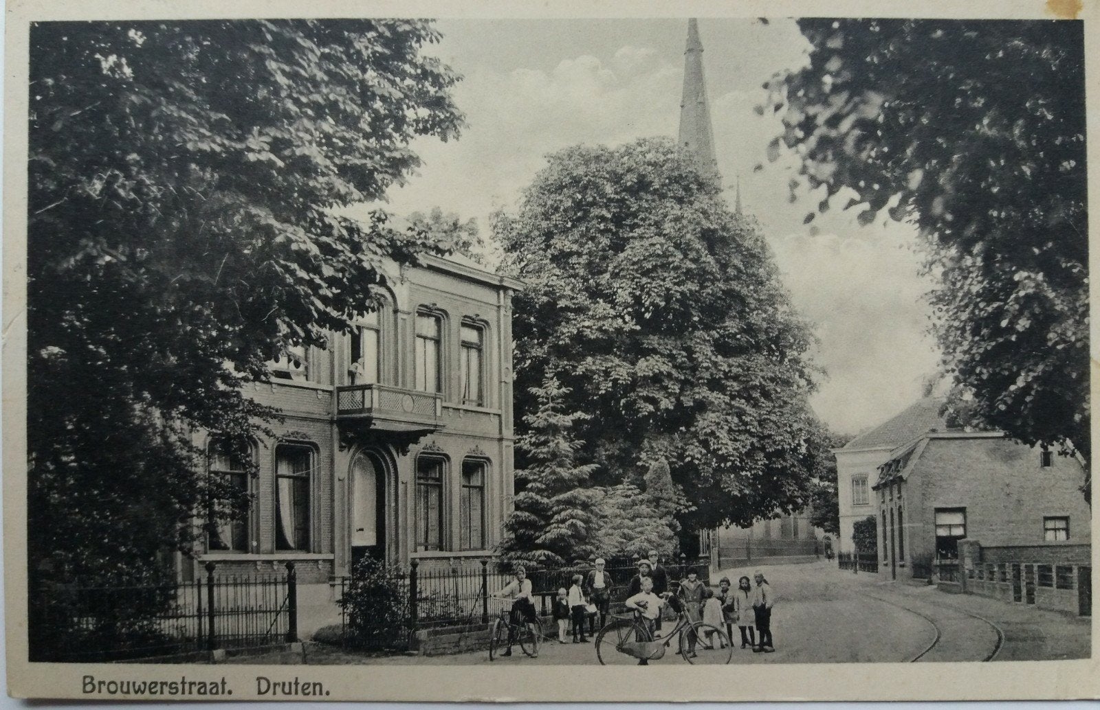 Mooie oude gelopen Briefkaart , de Brouwerstraat in Druten., Verzamelen, Ophalen of Verzenden, 1920 tot 1940, Gelopen, Gelderland
