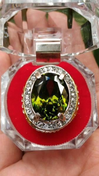 Ring met Groene Peridoot van Topkwaliteit Slijpvorm CAR29, Overige materialen, 20 of groter, Verzenden, Heer