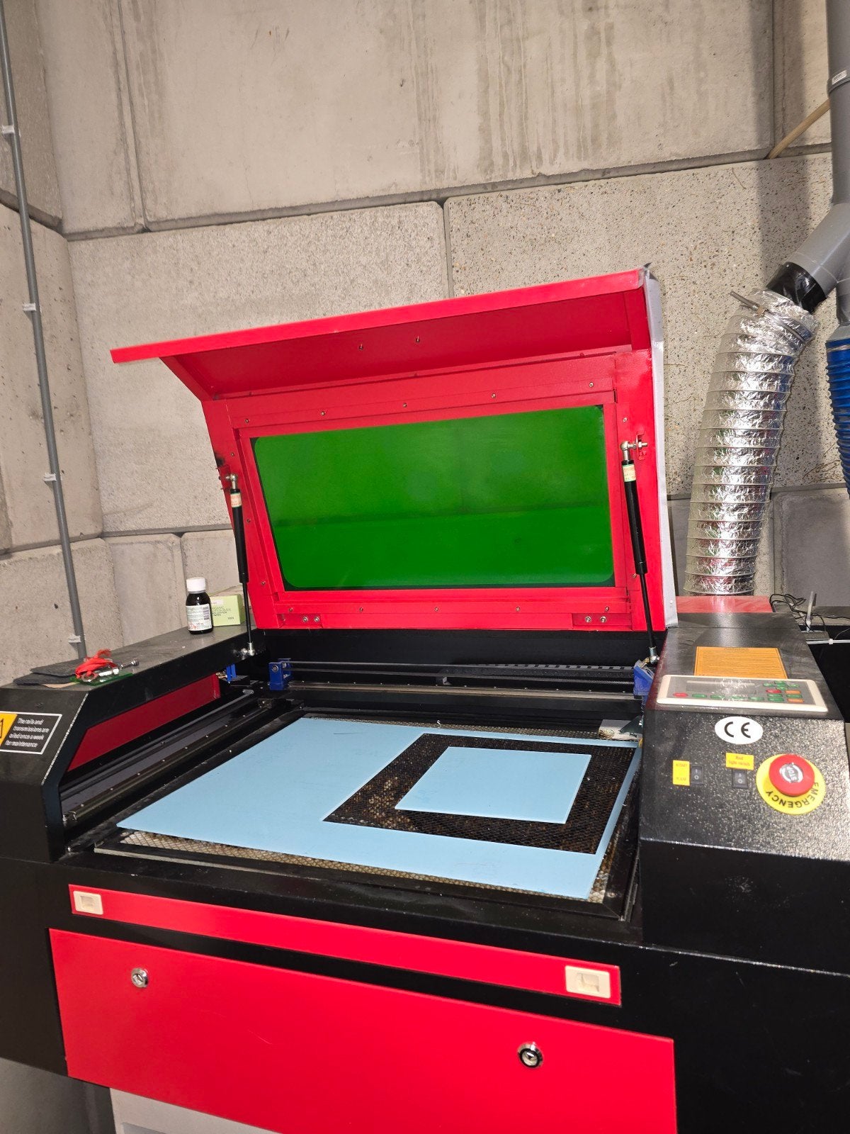 2 CO2 Lasersnijders 80 Watt, Ophalen, Gebruikt
