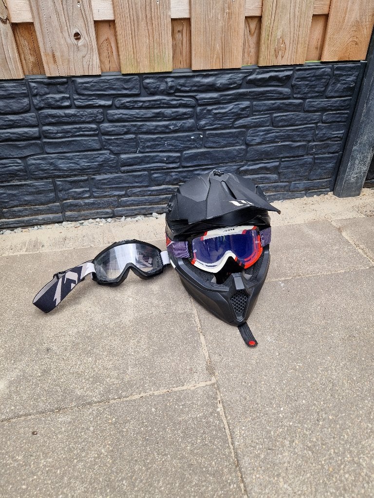 Crosshelm met 2 brillen, Ophalen, Gebruikt, Medium
