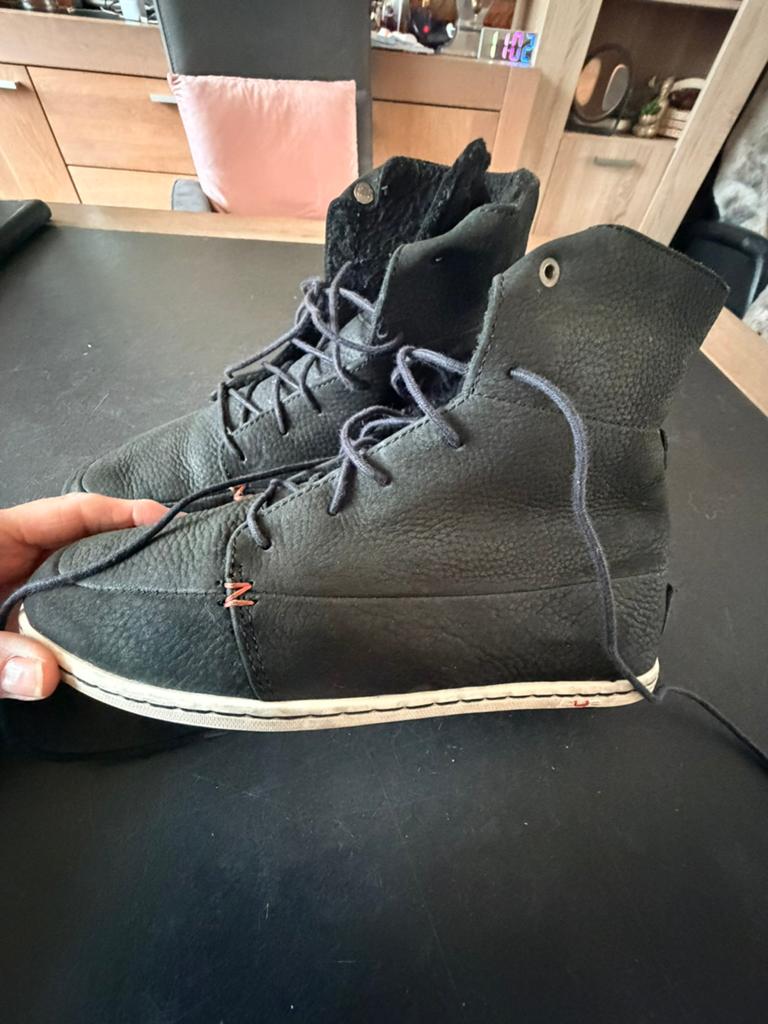 Zwarte HUB halfhoge schoenen maat 39, Ophalen of Verzenden, Nieuw, Zwart