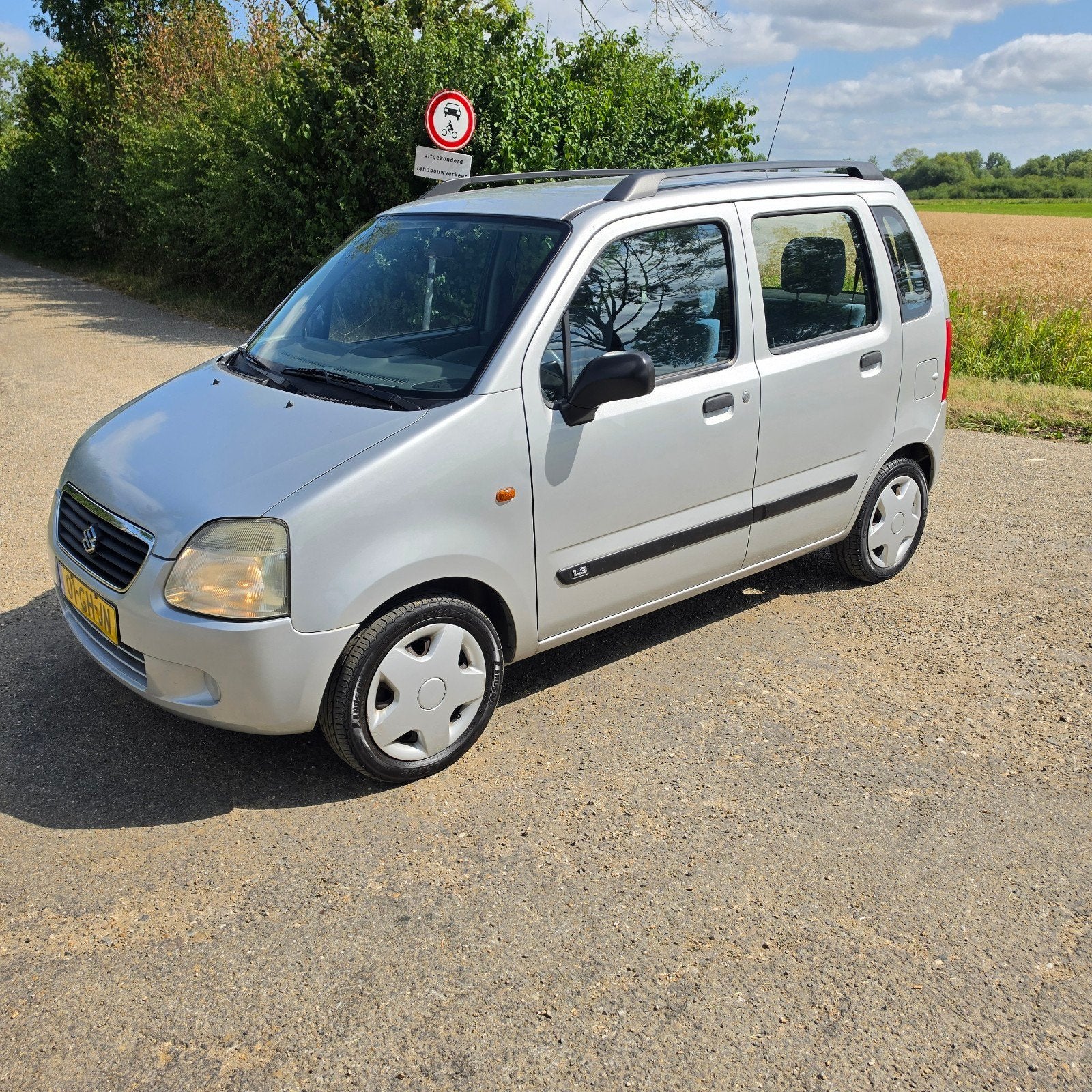 Suzuki Wagon R+ 1.3 2000 Grijs, Auto's, Voorwielaandrijving, 31 €/maand, 4 cilinders, Origineel Nederlands