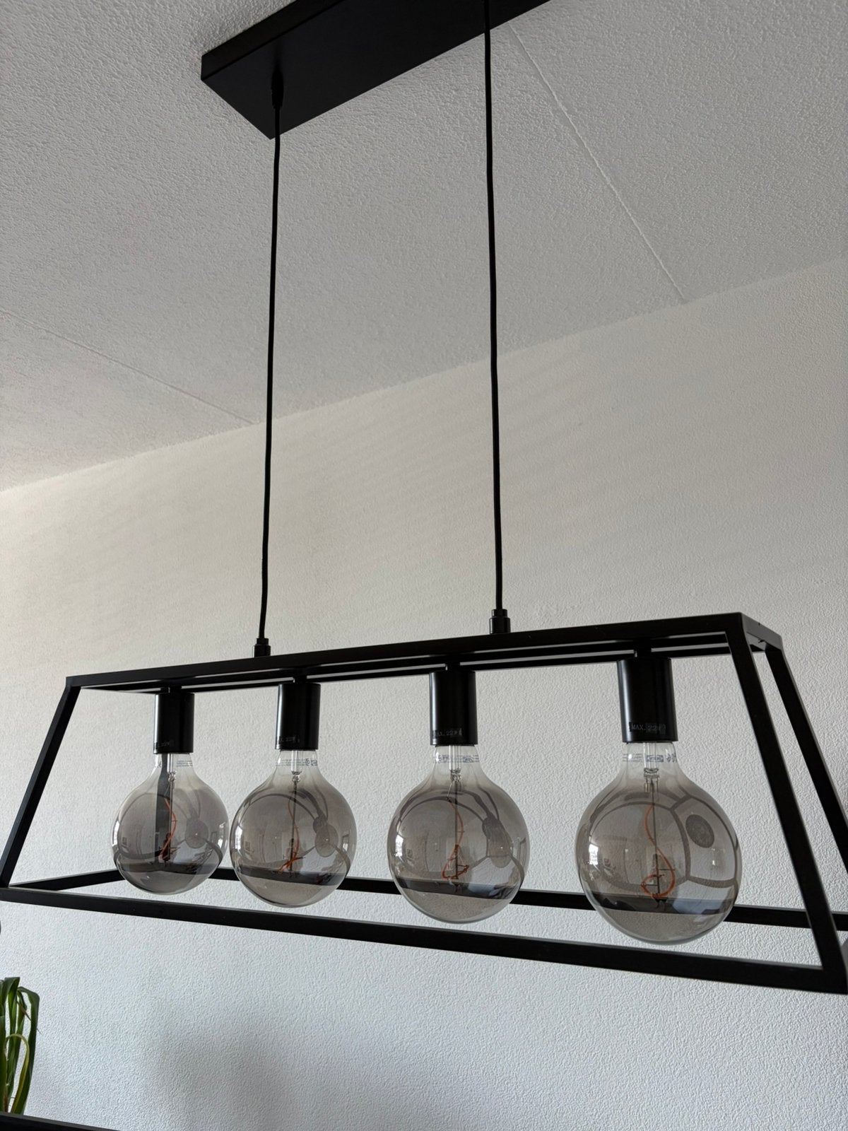 Hanglamp 4 bollen, Ophalen, Zo goed als nieuw