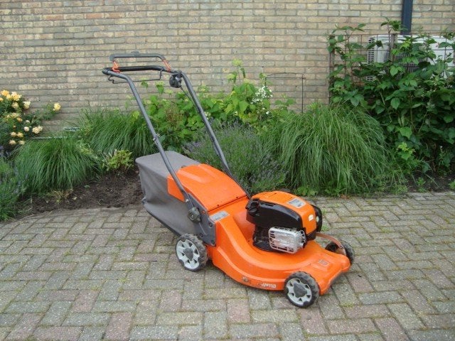 Husqvarna LC 347V gazonmaaier., Ophalen, Cirkelmaaier, Benzine-grasmaaier, 40 t/m 49 cm