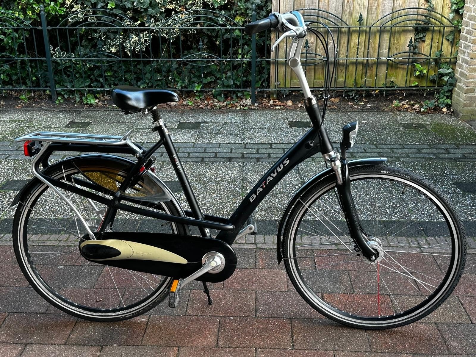 Nette Batavus Mambo damesfiets 28 inch, Fietsen en Brommers, Fietsen | Dames | Damesfietsen, Gebruikt, Versnellingen, Batavus