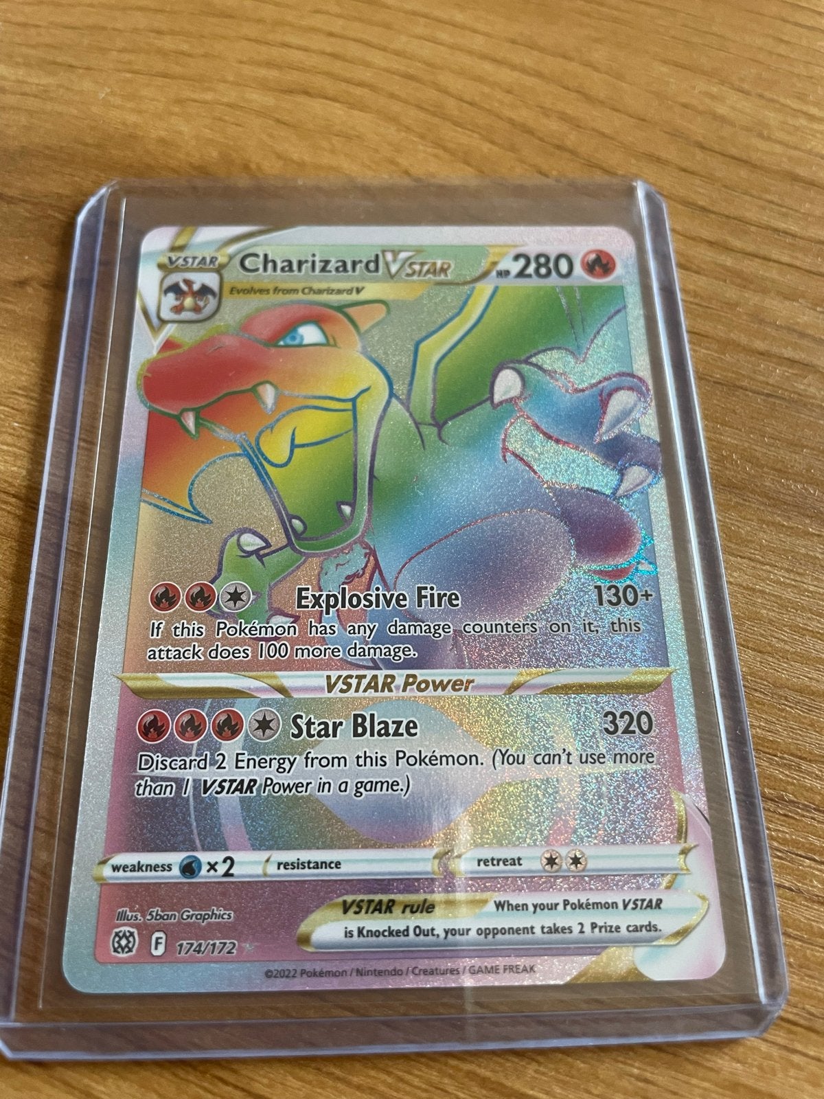 Charizard VSTAR Rainbow Rare Pokémon kaart (174/172), Hobby en Vrije tijd, Ophalen of Verzenden, Zo goed als nieuw, Losse kaart