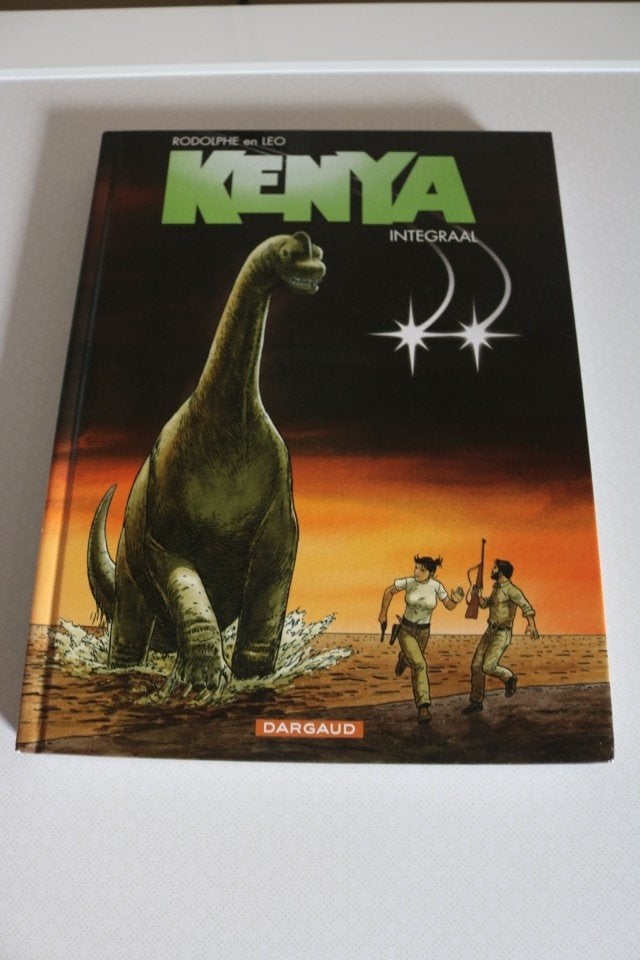 Kenya Integraal - HC - 1-ste druk 2012, Boeken, Complete serie of reeks, Ophalen of Verzenden, Zo goed als nieuw, Leo