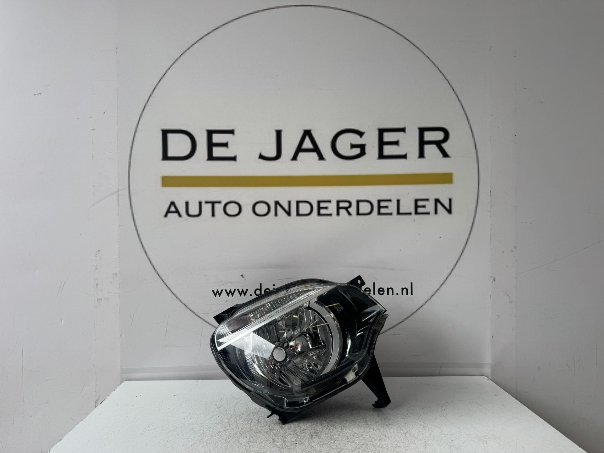 RENAULT TWINGO 3 KOPLAMP RECHTS 260105419R 2014-, Renault Group, Gebruikt, Contact.group@renault.com, Renault