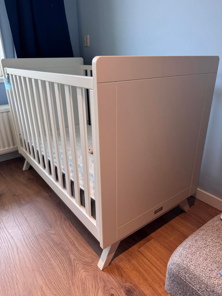 Bopita Anne babybedje met Himlavalv matras, Kinderen en Baby's, Babywiegjes en Ledikanten, Ophalen of Verzenden, Zo goed als nieuw