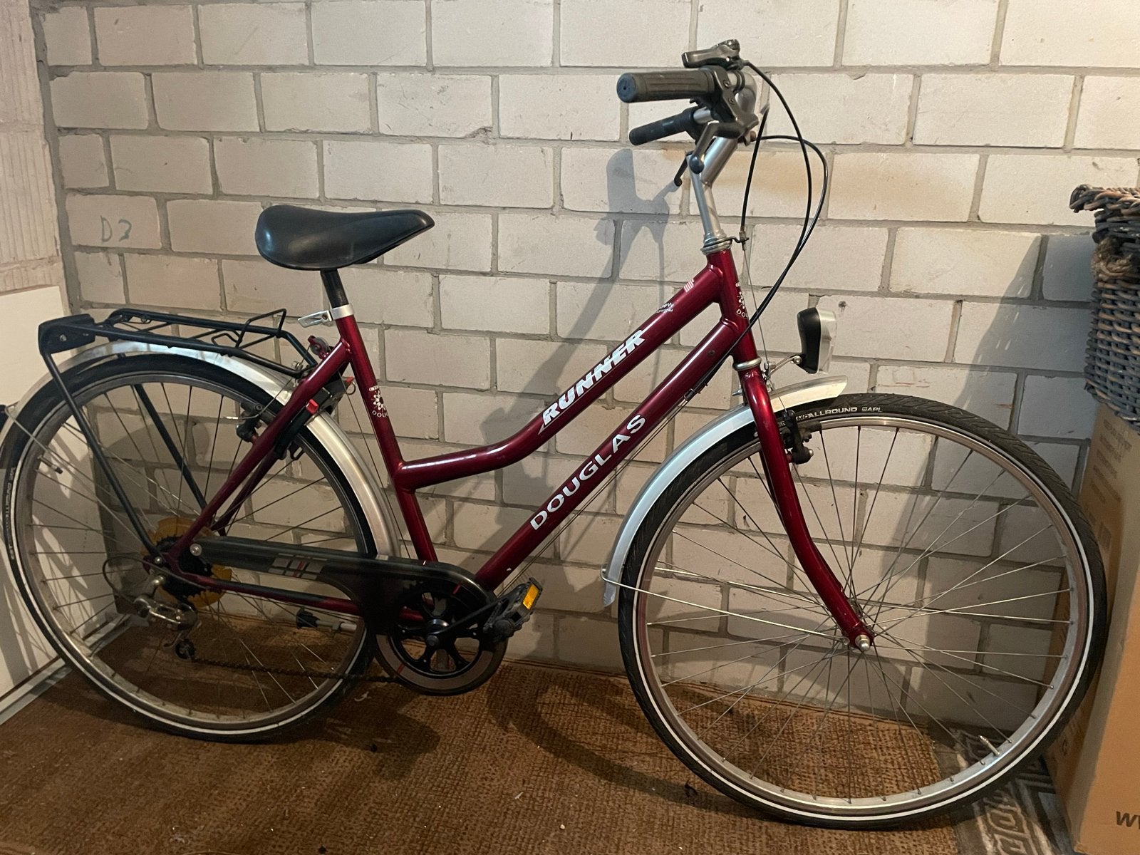 Damesfiets, Ophalen