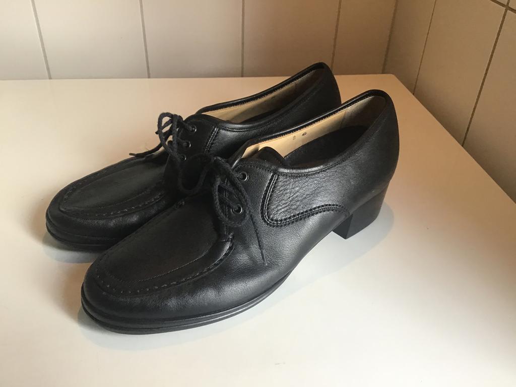 Nieuwe damesschoenen met veter van Durea, mt 39, Overige typen, Nieuw, Ophalen of Verzenden, Grijs