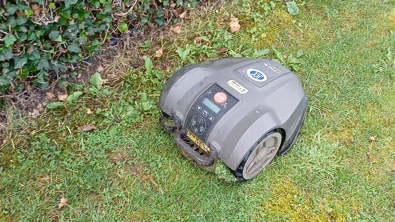 Robotmaaier Stiga Autoclip 225 S, Tuin en Terras, Robotmaaiers, Ophalen