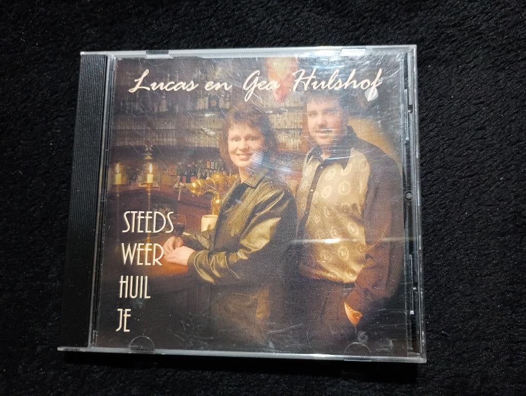 Lucas En Gea Hulshof - Steeds Weer Huil Je, Ophalen of Verzenden, Gebruikt, Levenslied of Smartlap